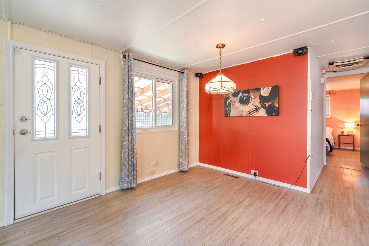 282 Tyee Dr