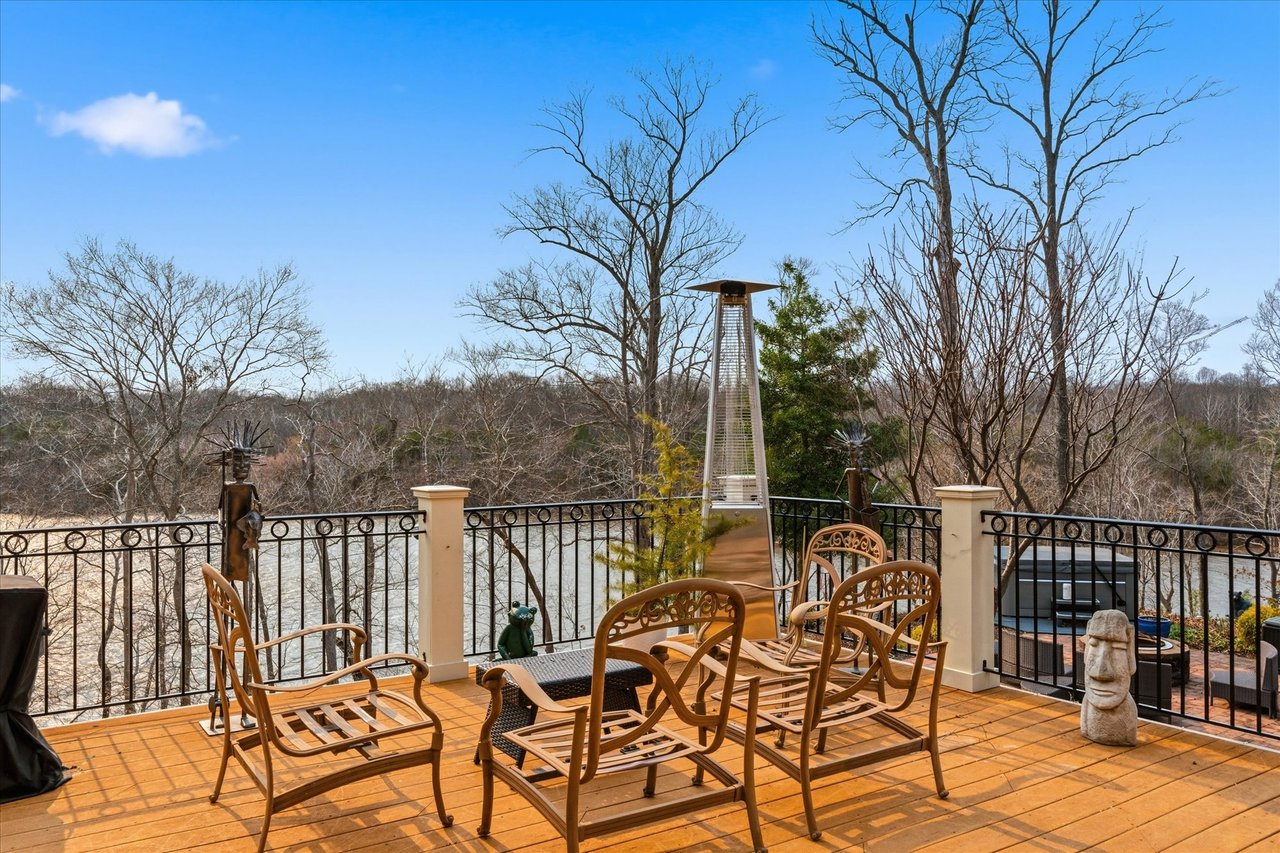 10036 Lake Occoquan Dr
