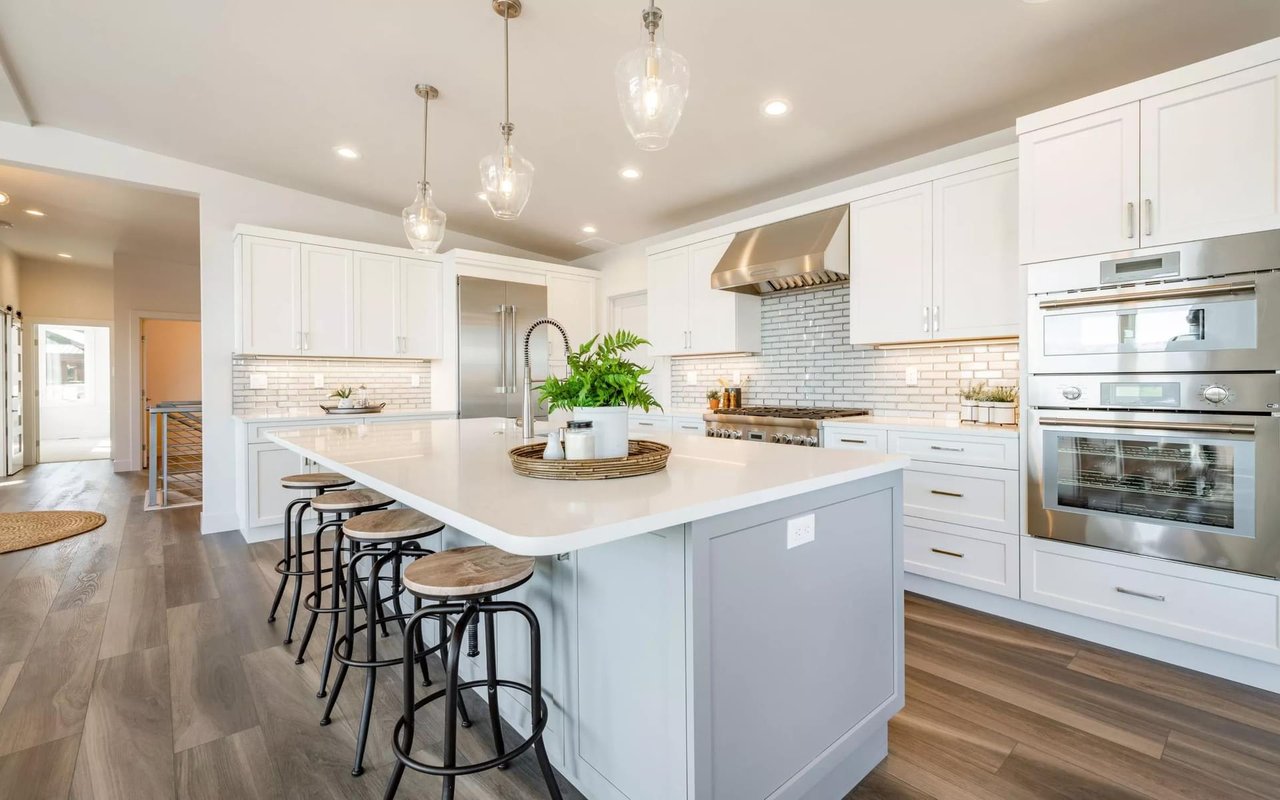 Milaina West Top Agent Magazine Feature