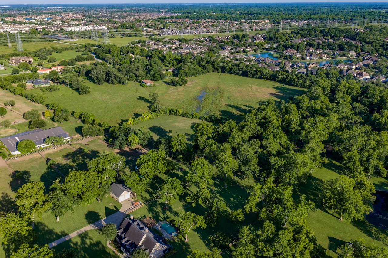 27.65 Acres in Sugar Land b/w Riverstone & Sweetwater