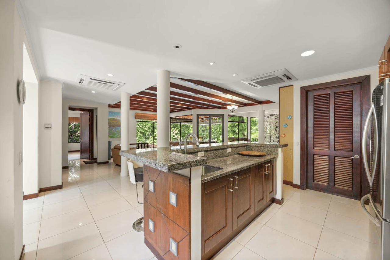 Villa Carao 12 | Luxury Golf Course Estate in Reserva Concha