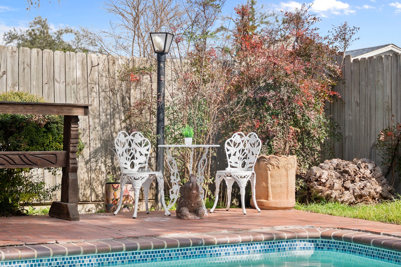 Bloom & Float Getaway 🌸 | Pool Home 5mi to SoCo