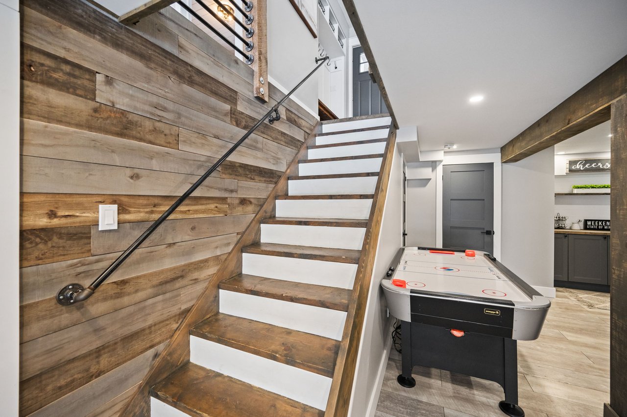 Cash Flow Lakeside Cottage