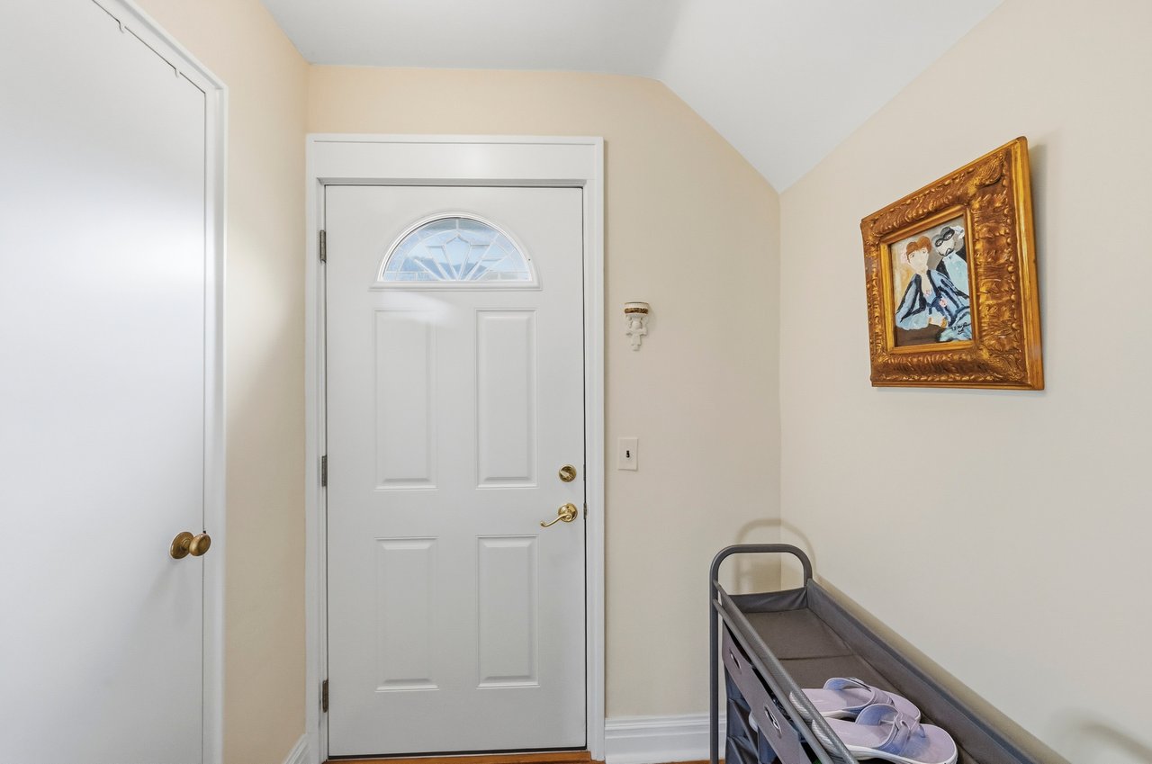 1028 Harvard Place, Fort Lee, NJ 07024