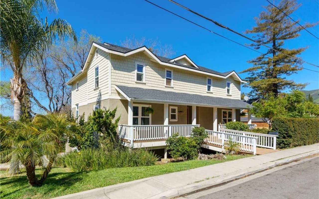 1100 George St