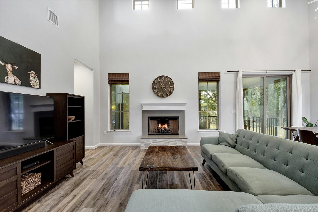 10002 Little Creek Dr