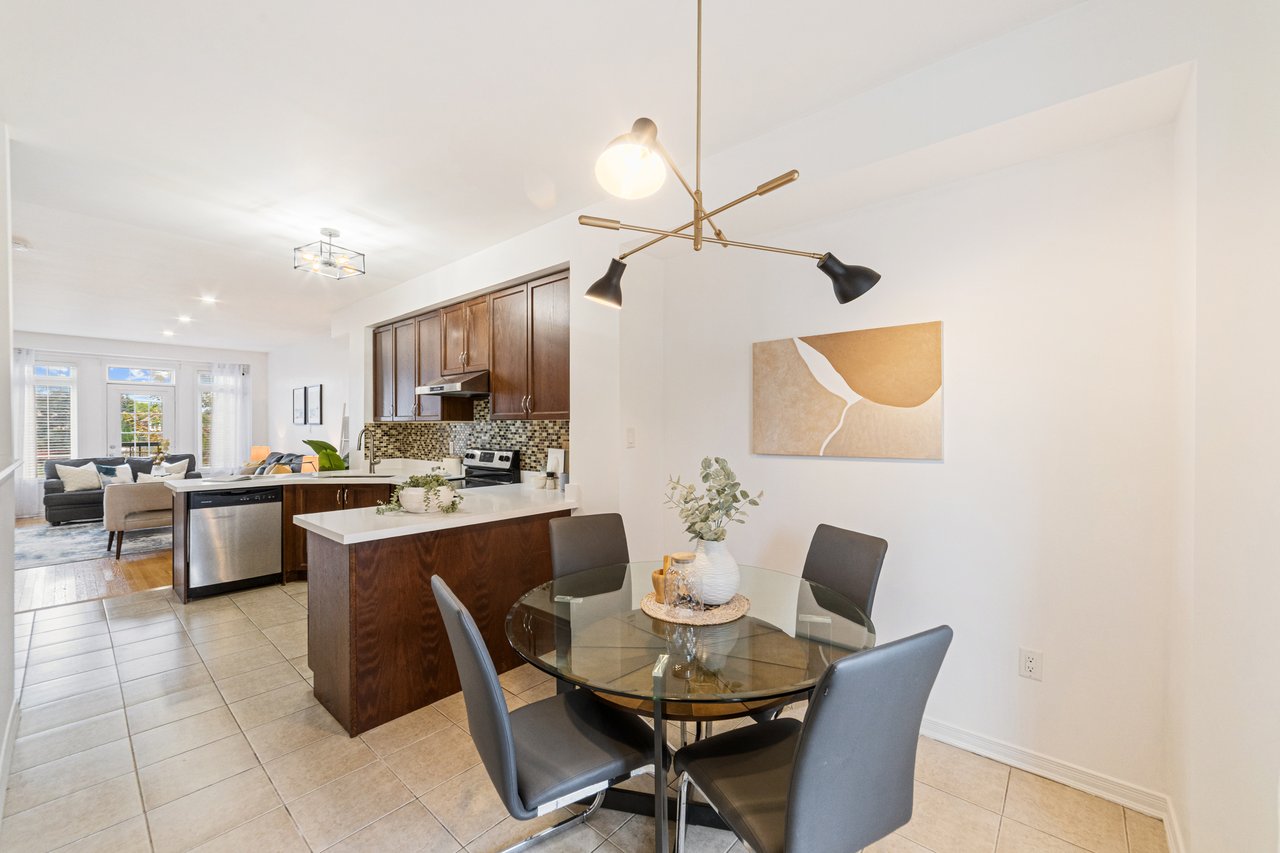 7166 Triumph Lane