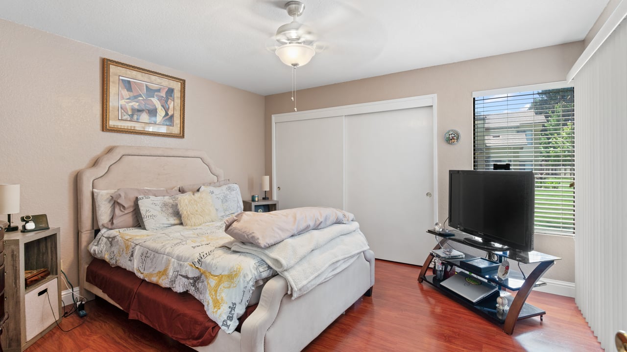 1628 Porter Way