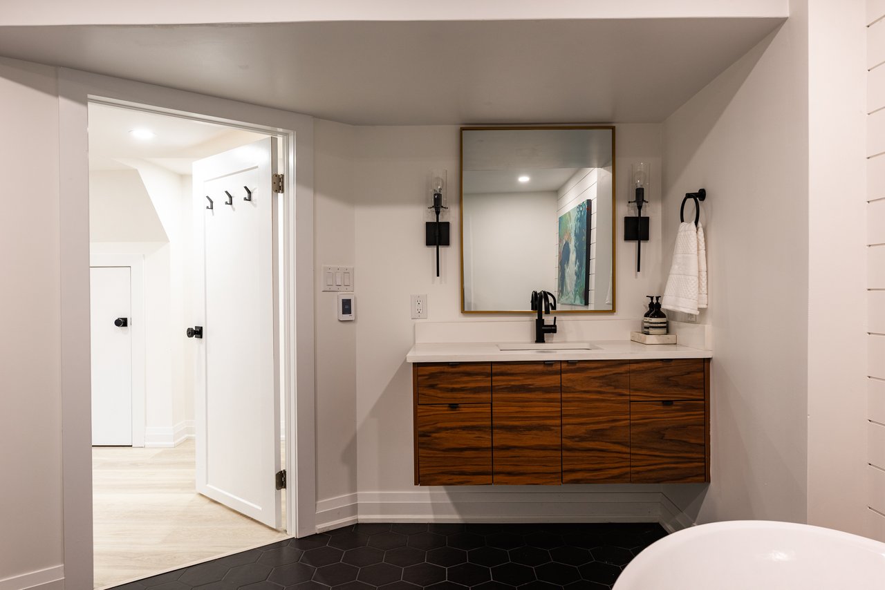 Central Oakville Bungalow