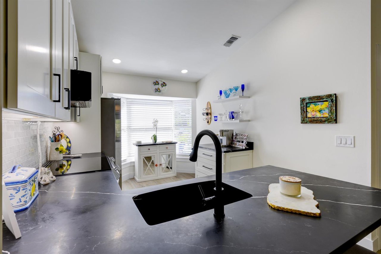 10976 SE Sea Pines Circle