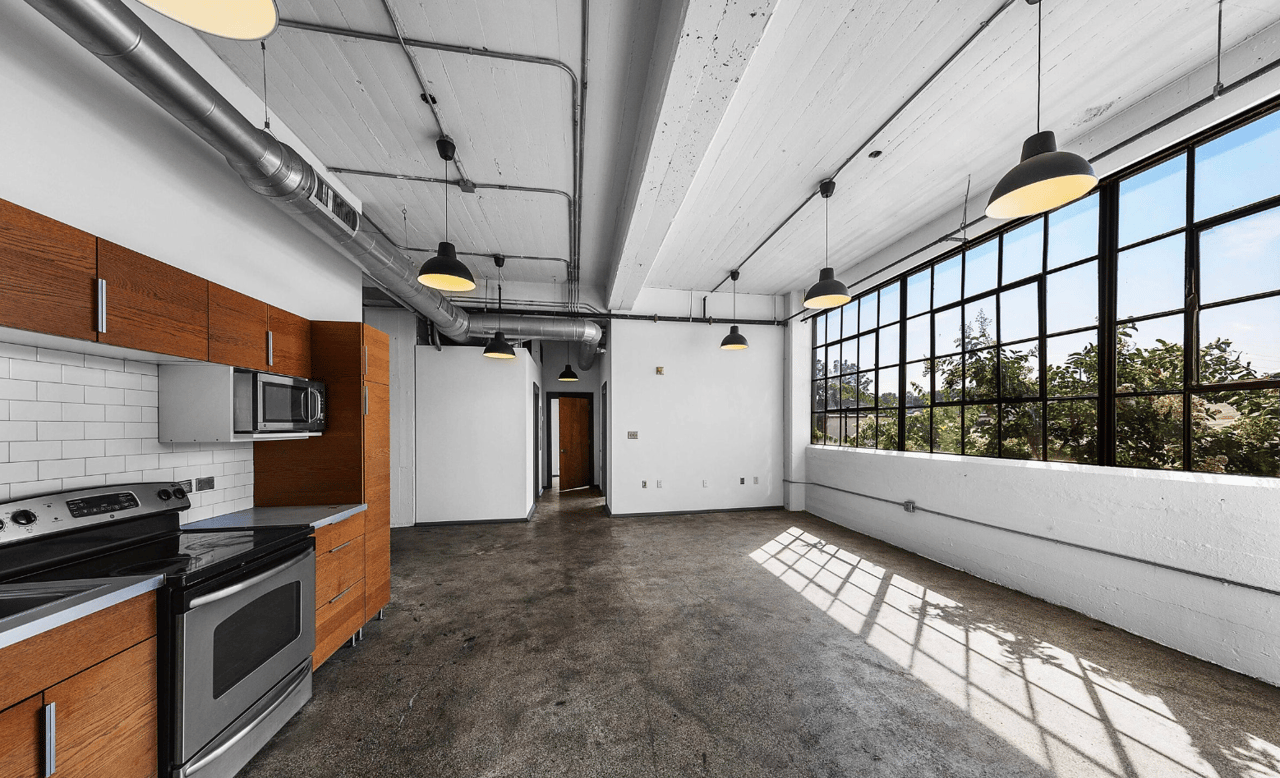 200 W Jackson Avenue #206