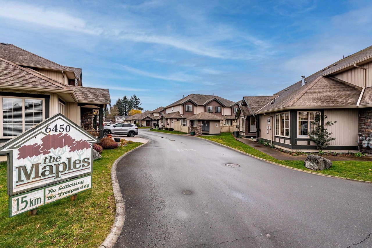 42-6450 Blackwood Ln