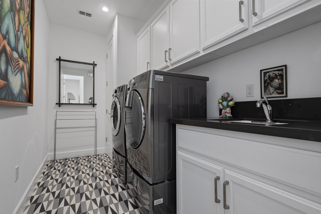 280 Pacific Heights Dr