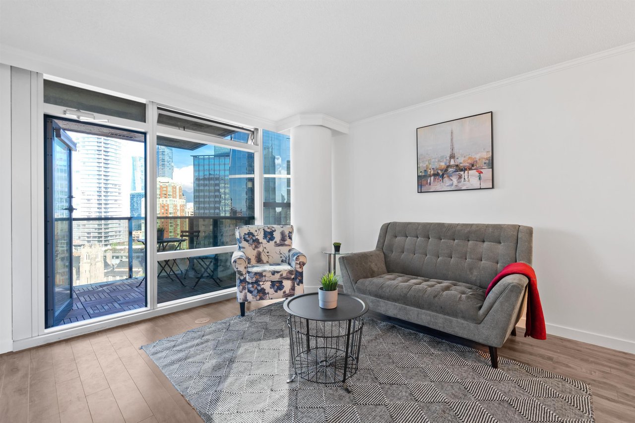 1050 Burrard St, #1807