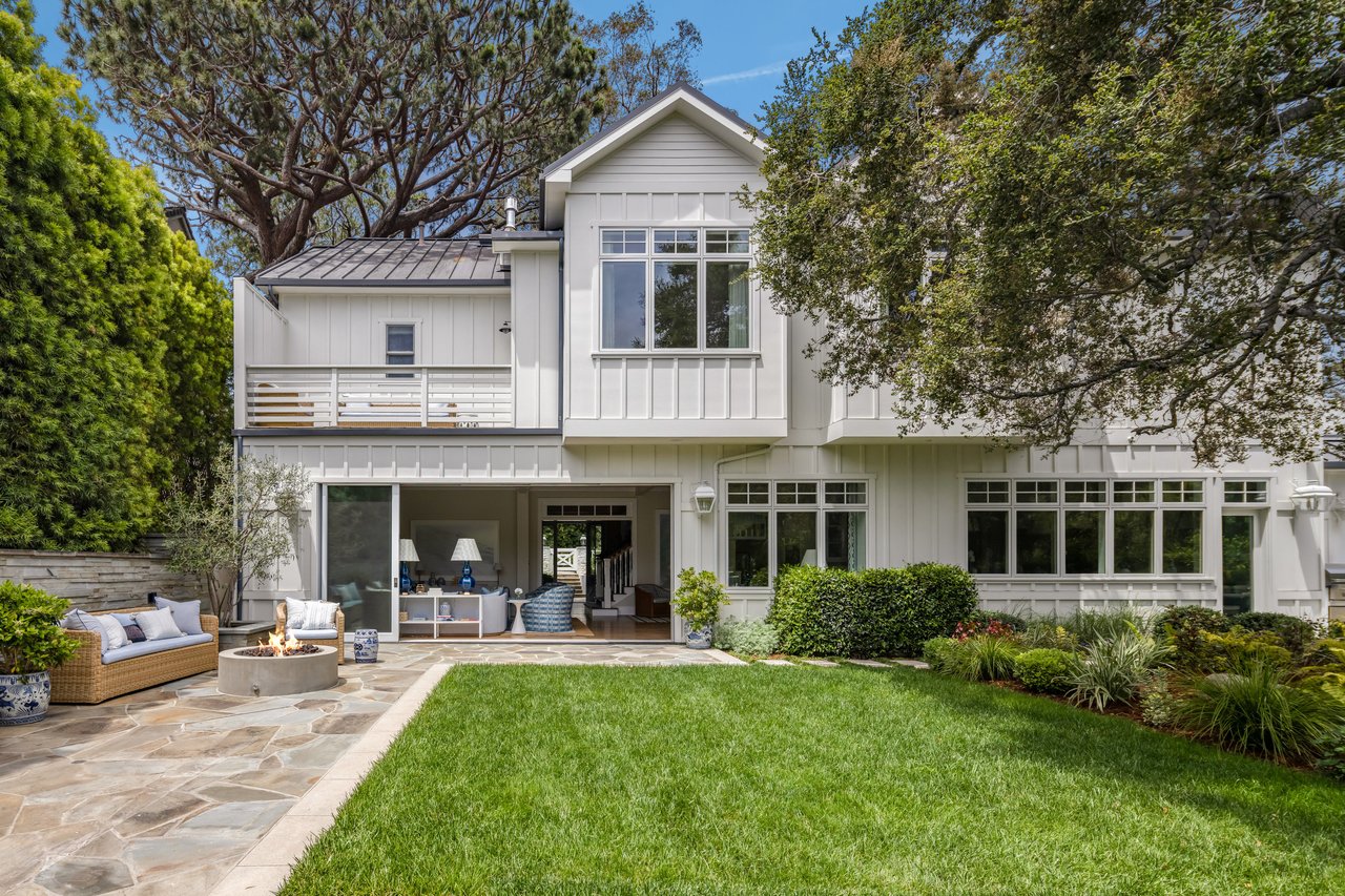 Sophisticated Coastal Design by Gray Malin