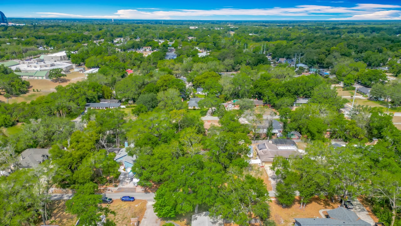 Peaceful 5-Bedroom Home in Altamonte Springs