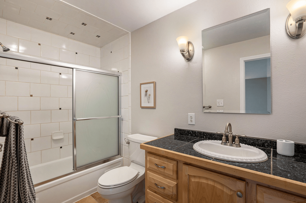 Just Listed: Beautiful 2-story Style Townhome in the Heart of Arvada!