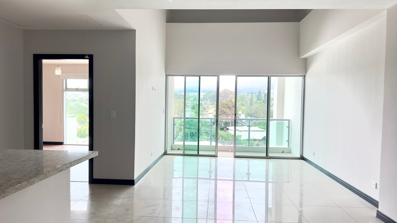 Bright City View Condo, Curridabat, San Jose
