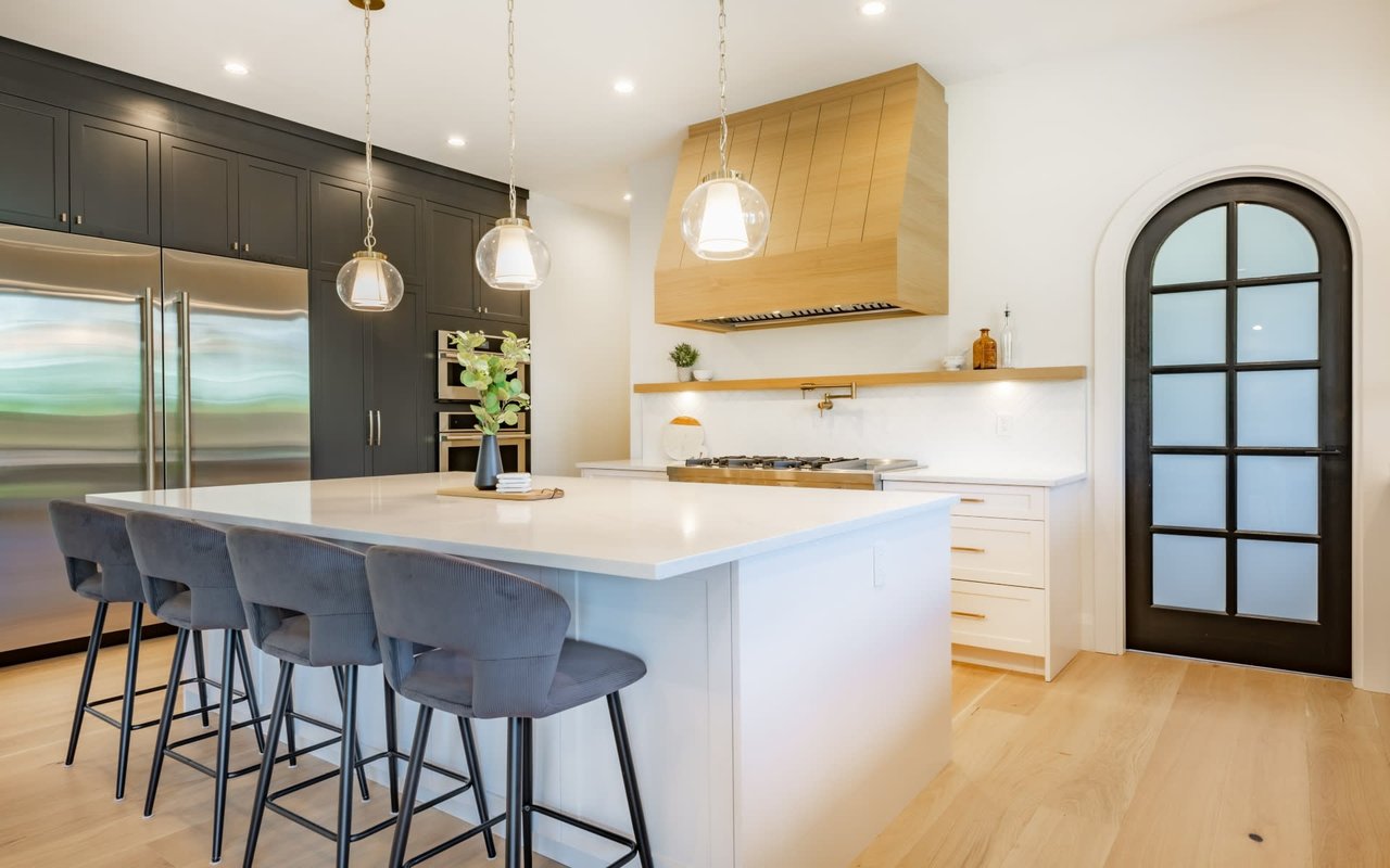 HOW TO AVOID COMMON RISKS WHEN DOWNSIZING YOUR HOME