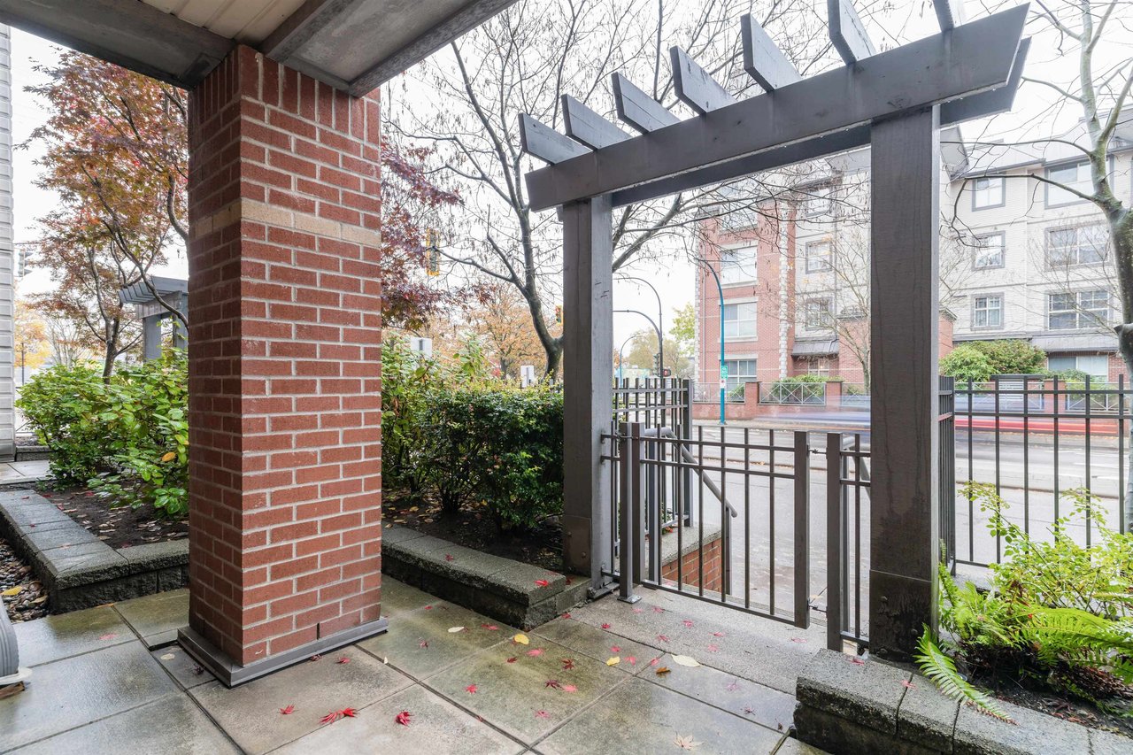 111-2330 Wilson Ave