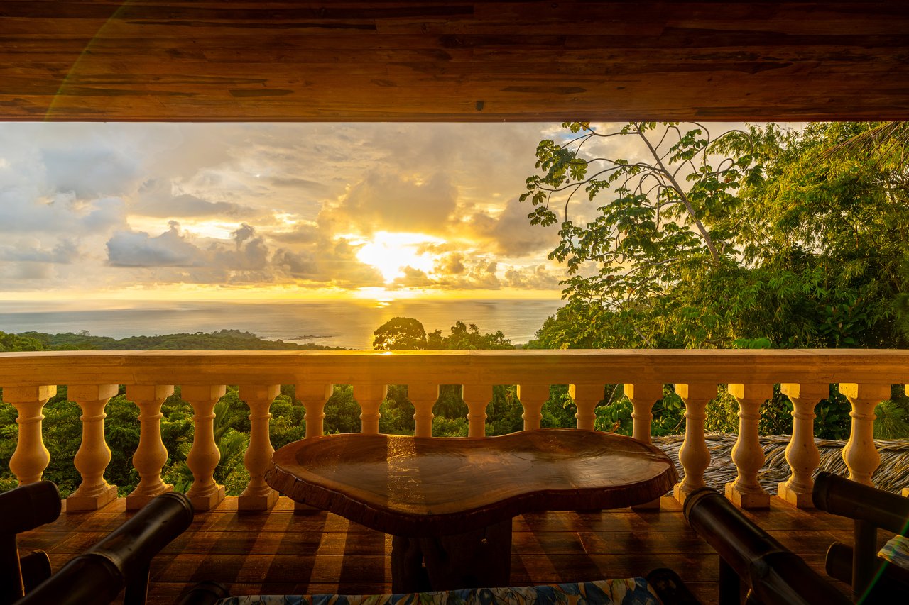 Castillo Puesta del Sol, Escalares - 