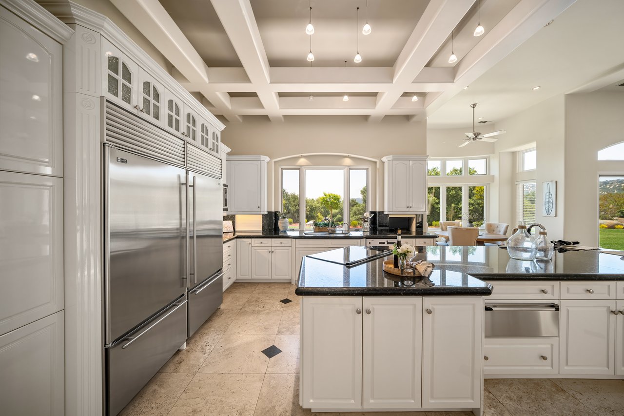 41555 Avenida Conchita