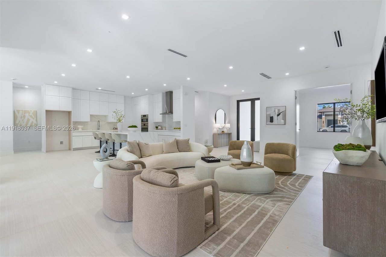 8240-sw-193-terrace-cutler-bay-home-sold