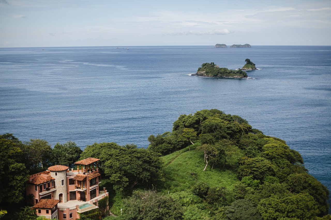 Casa Chameleon Residences Villa #2