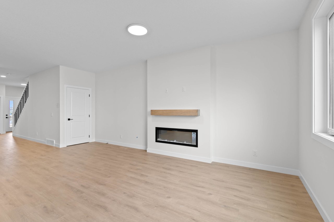 175 Belvedere Crescent SE