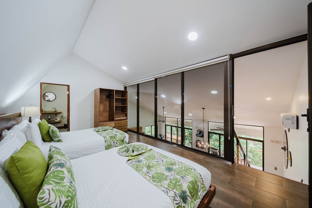 Fully Furnished 10 minutes to the beach Vista Verde Turn Key Vacation Rental