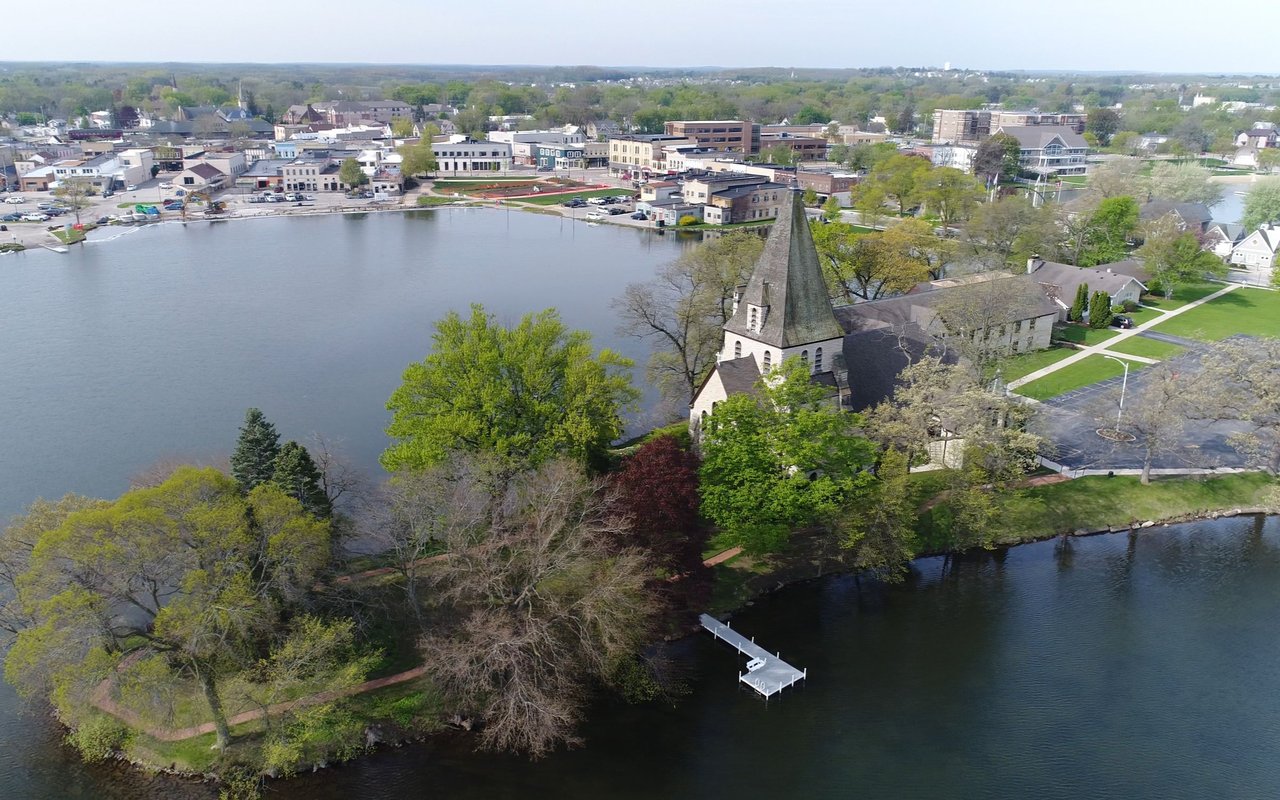 Oconomowoc