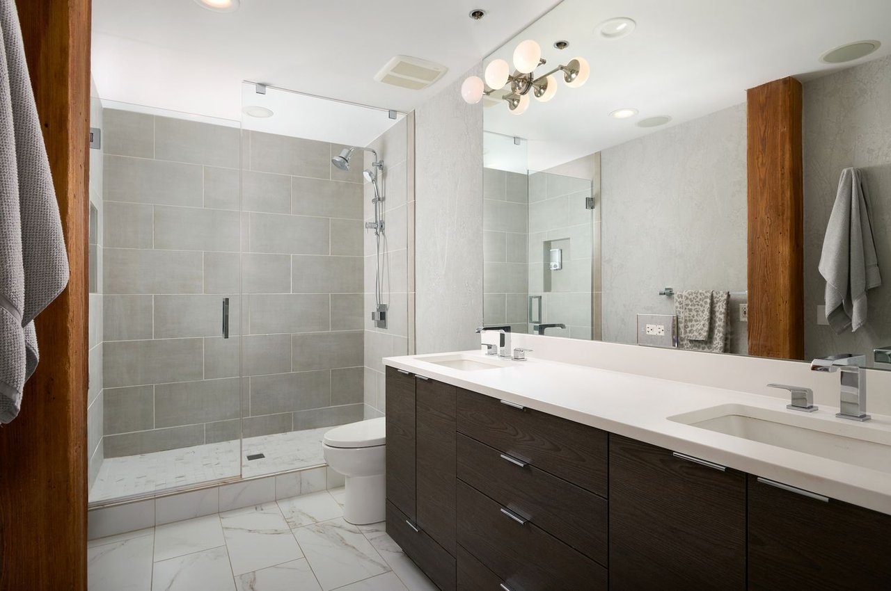 550 N Kingsbury St Unit: 603