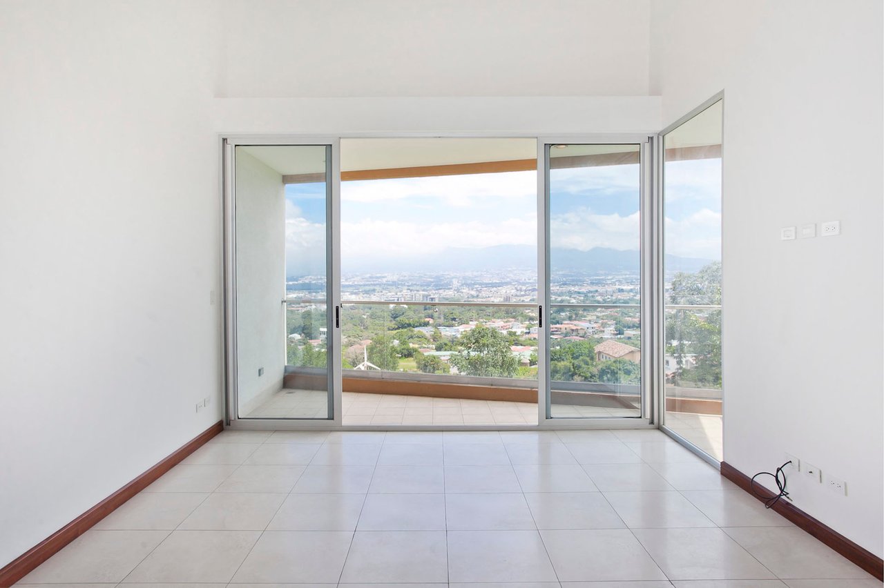 Panoramic Rooftop Penthouse, Escazu, San Jose