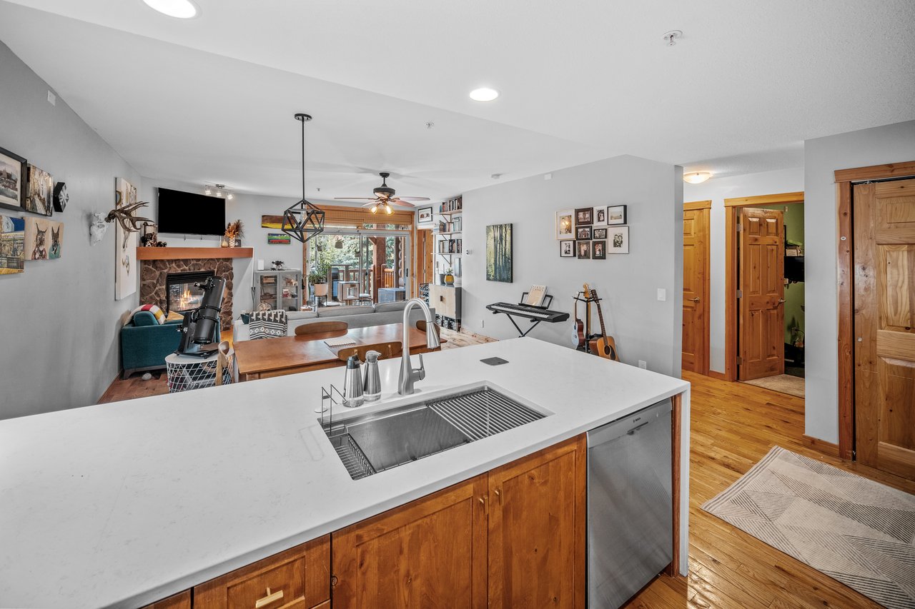 327-104 Armstrong Place Unit