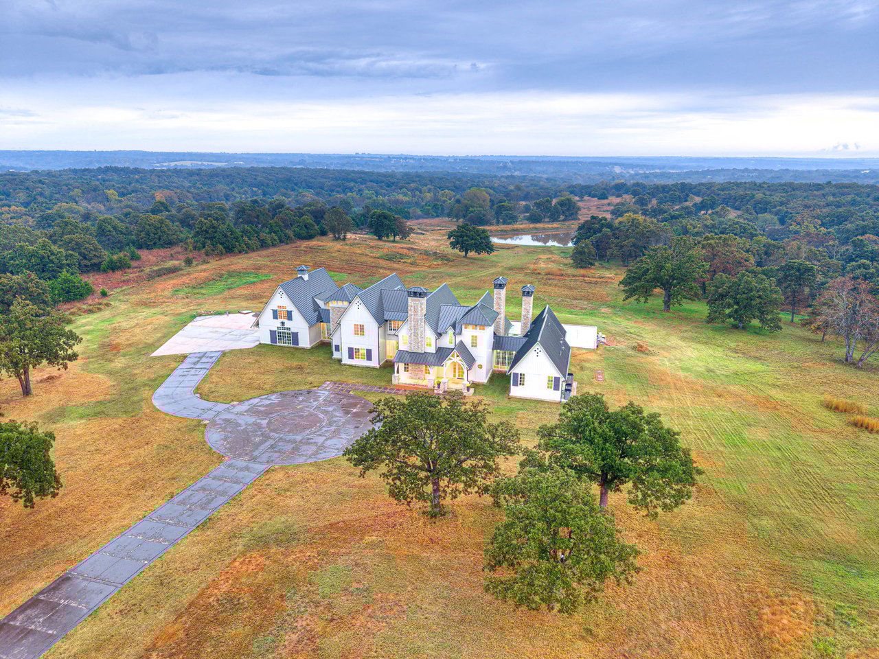 The Agency Oklahoma – Listing of the Week - 24250 N Post Rd Arcadia Oklahoma - Wyatt Poindexter - The Agency OKC 