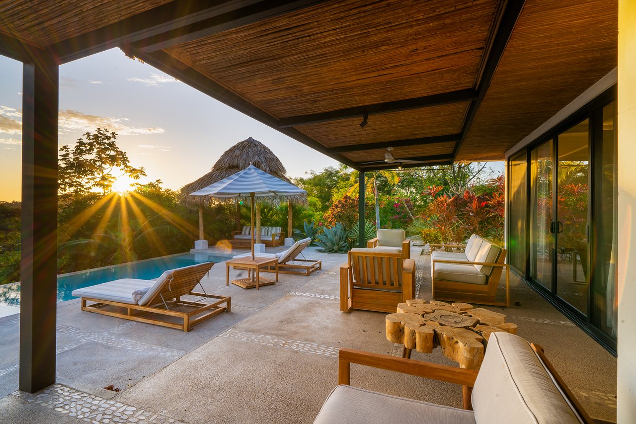 Casa Salinas – 3 beds ocean view home in playa grande