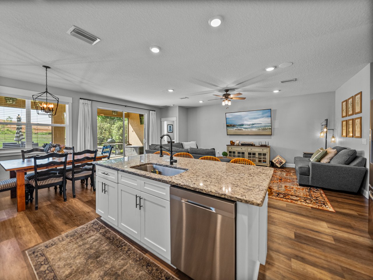 12492 EASTPOINTE DR