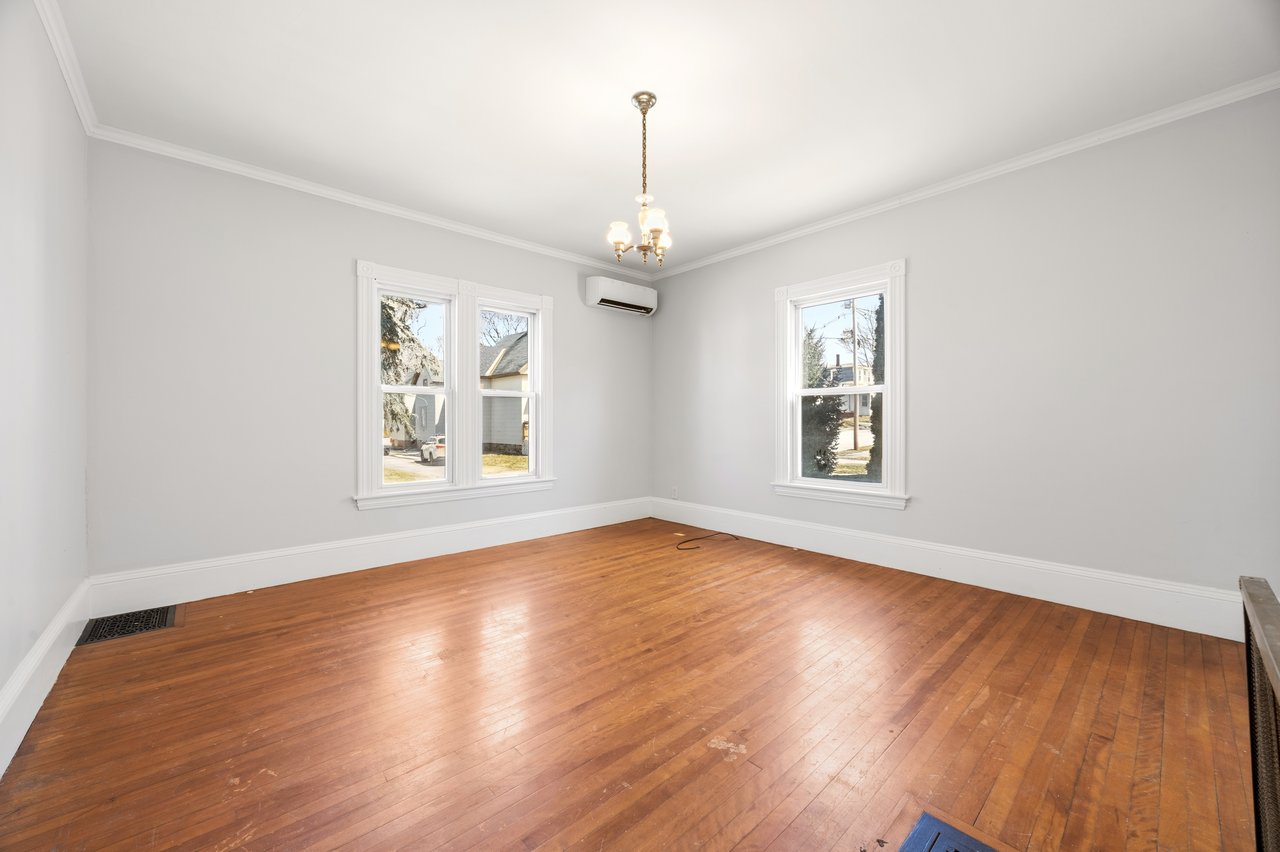 22 Ash Street, Waterville