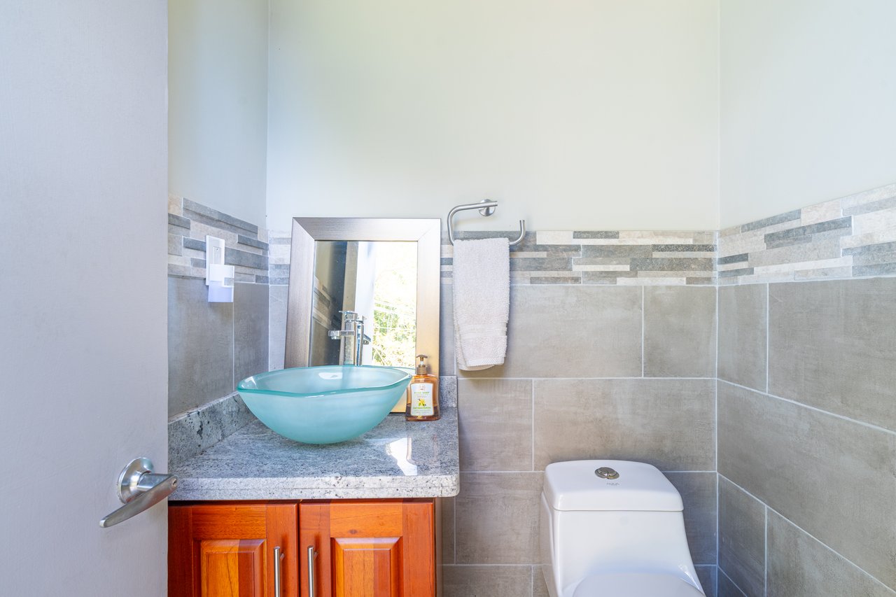 Casa Sea Breeze- Spectacular Ocean-View Home and Guest Villa in Prime Ojochal Location