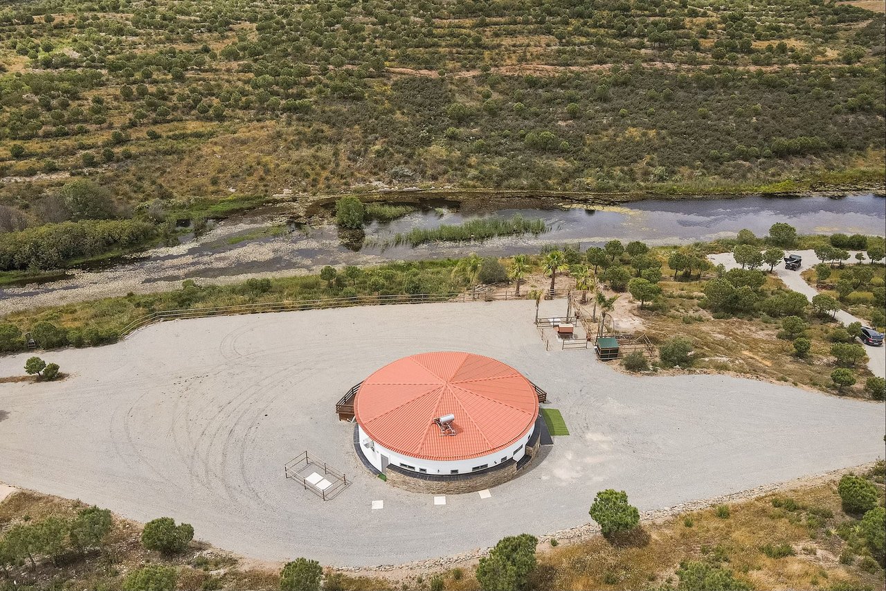 122.5-Hectare Private Estate with Lake, Events Venue & Luxury Home on the Alentejo–Algarve Border