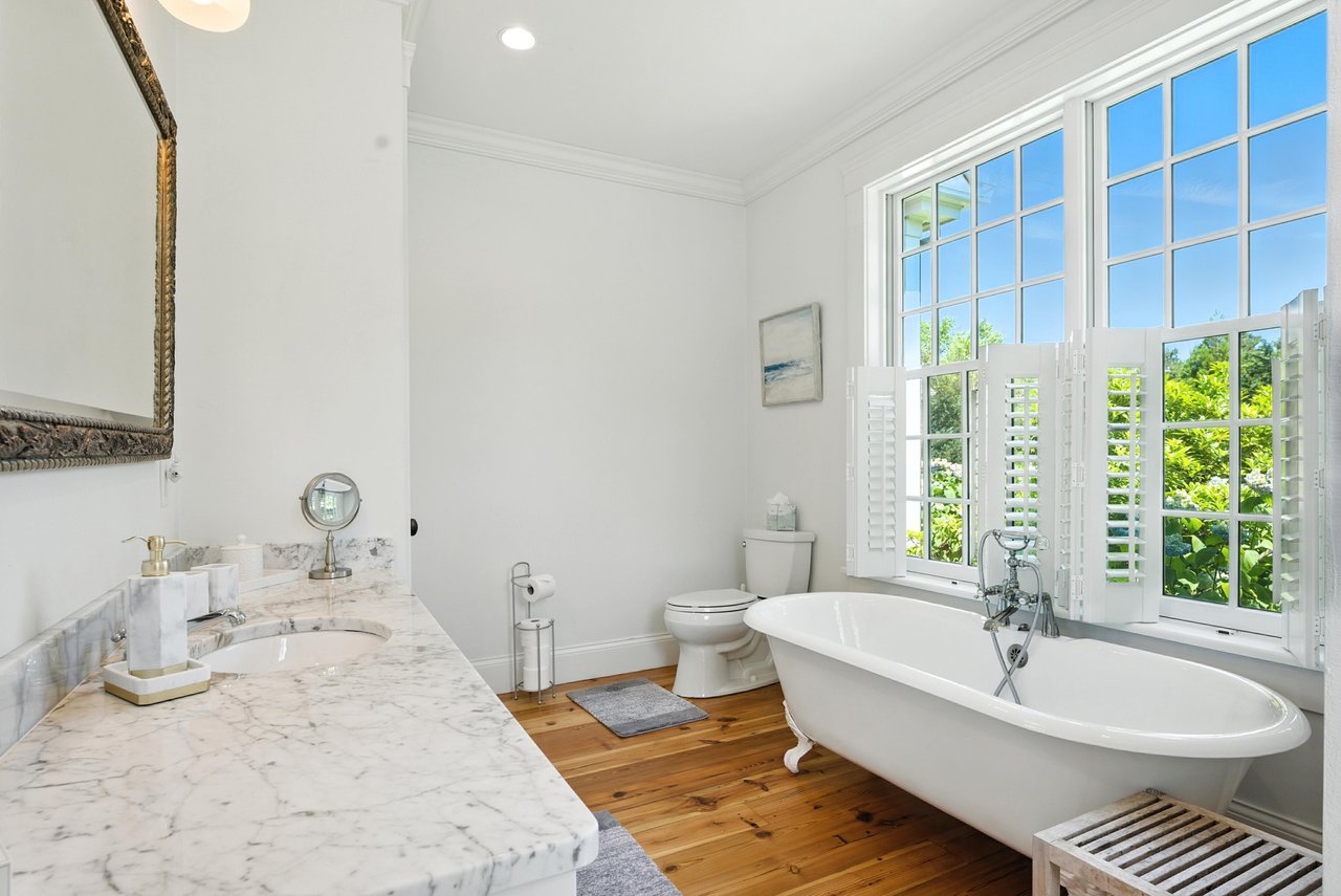 202 Katama Road, Edgartown