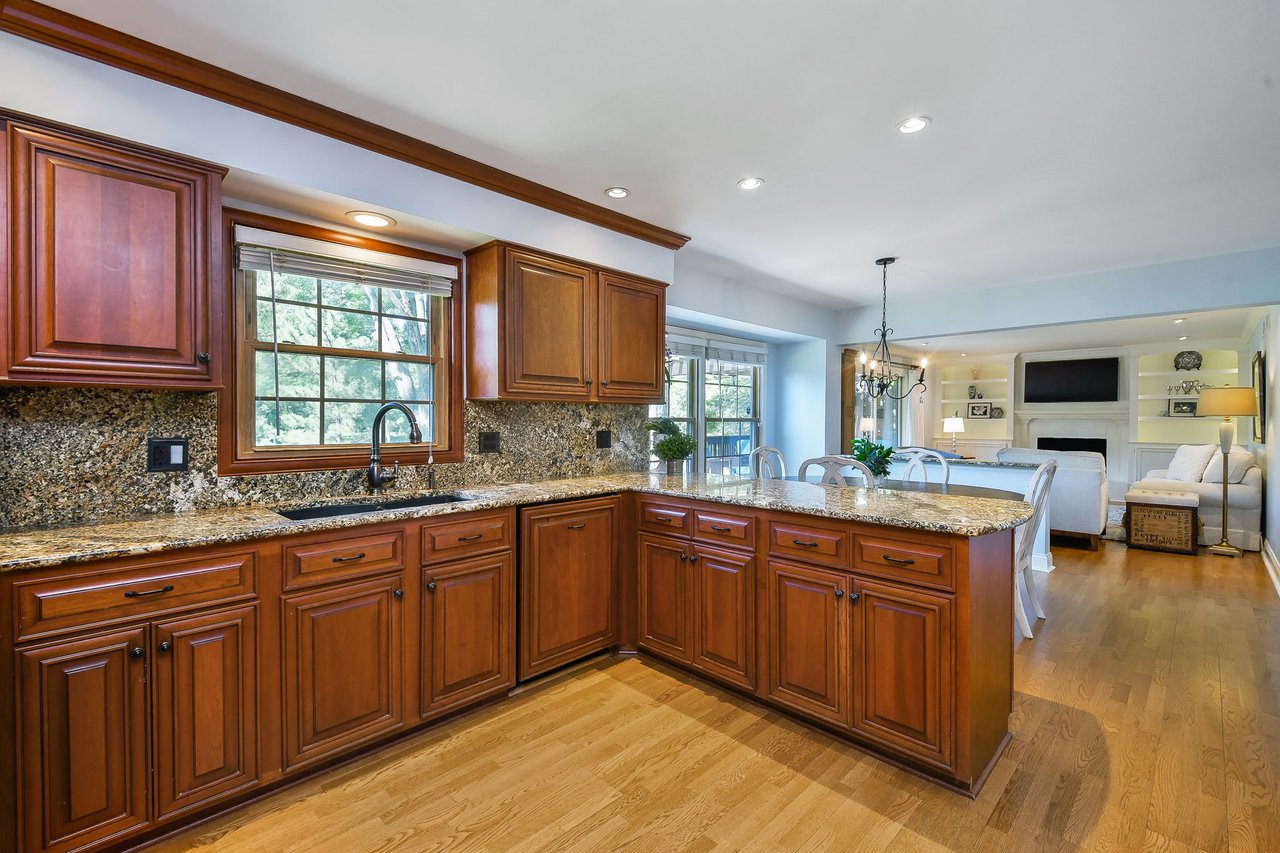 228 Brooklea Ct
