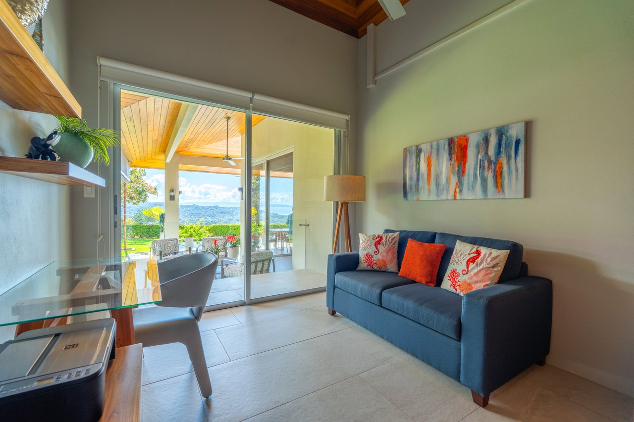 Blue Horizon – luxury ocean-view home in Ojochal, Costa Rica