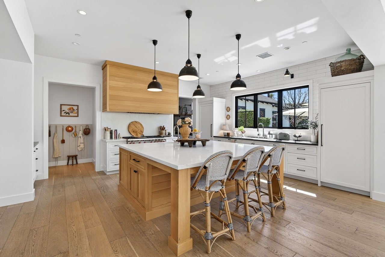 5217 E CALLE REDONDA