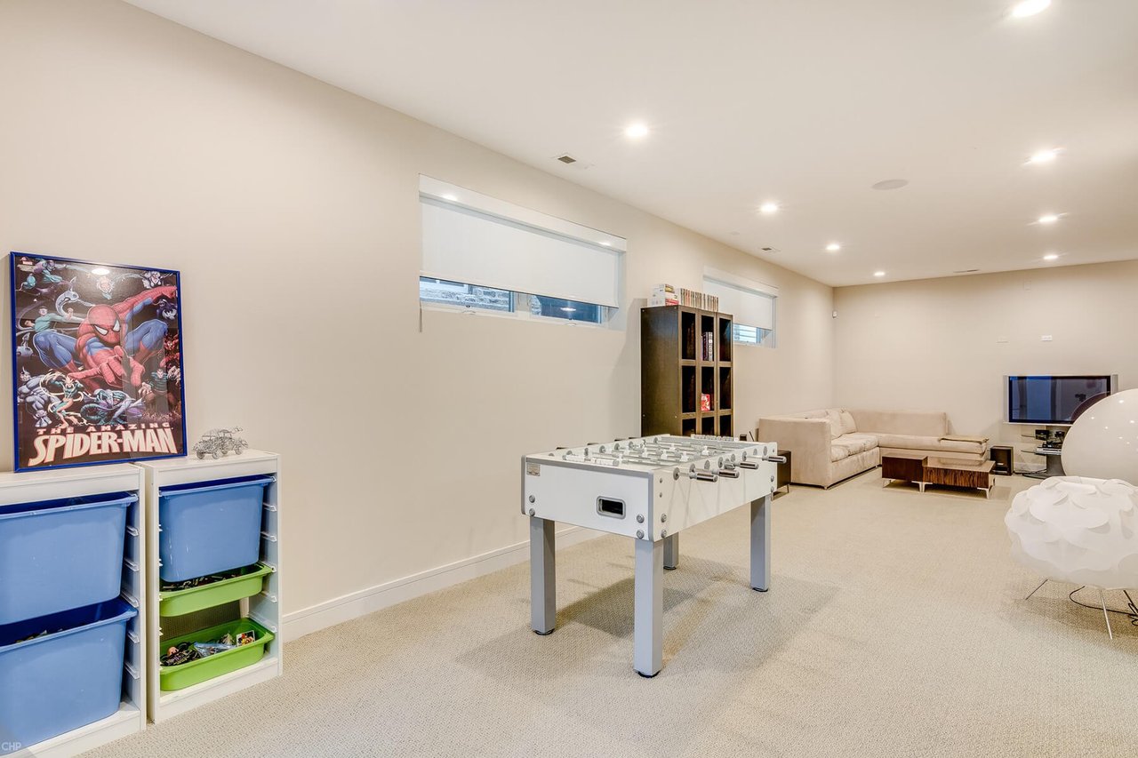 2107 West Race Ave | $1,050,000