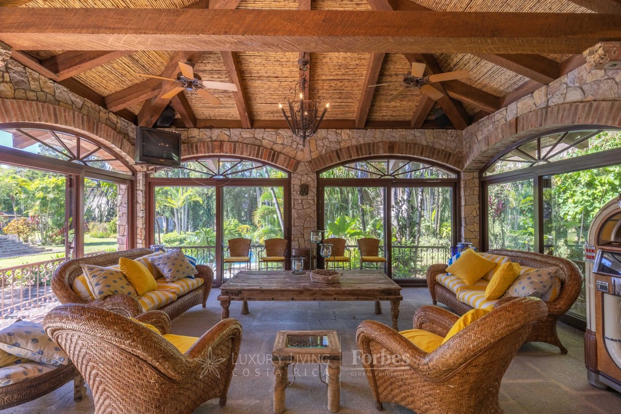 1278 - Valart Estate - An oasis in the city with mixed land use in Real Cariari