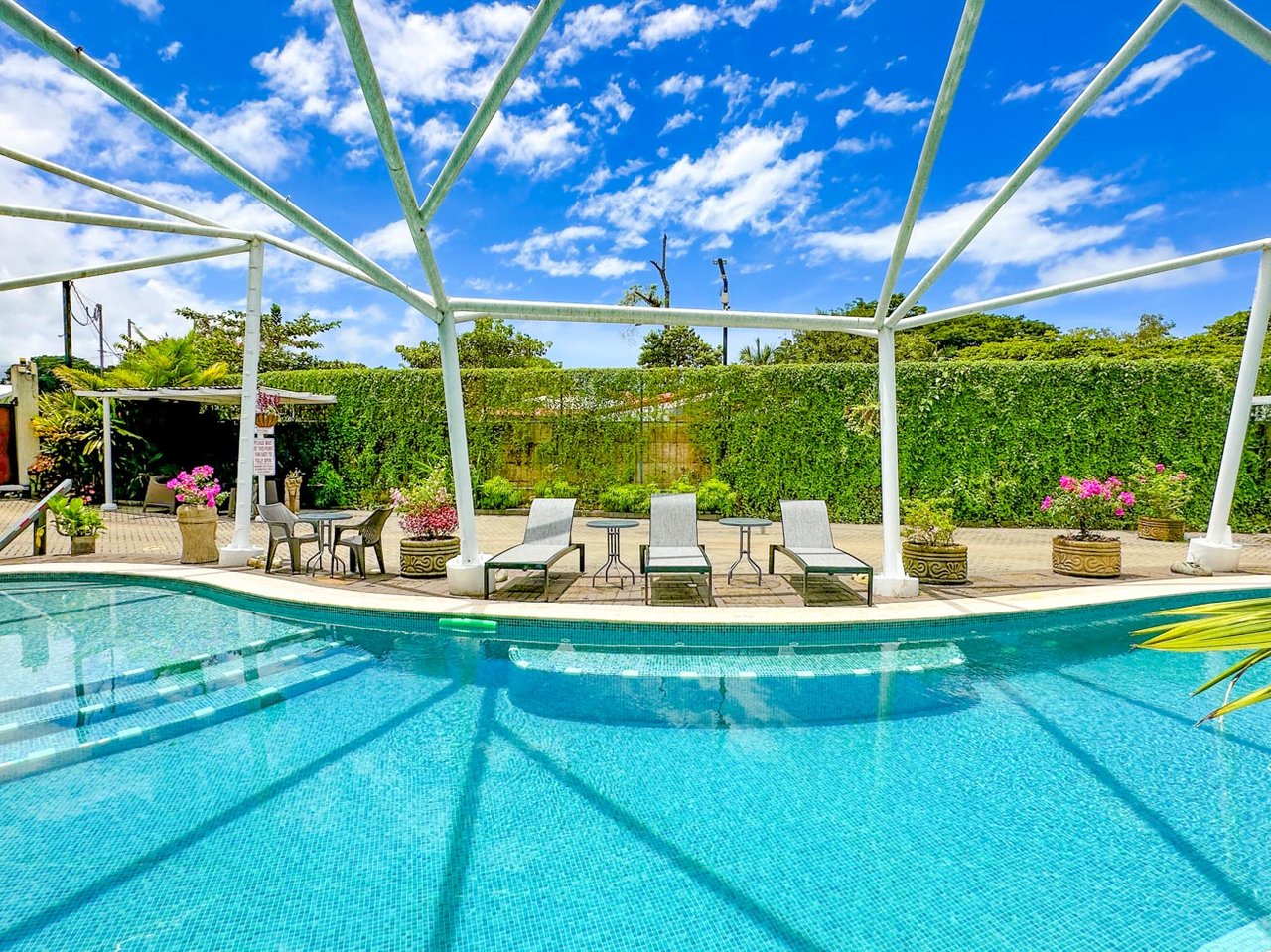 Resort-Hotel for Sale in Uvita – 12 Two-Bedroom Apartments & Pool