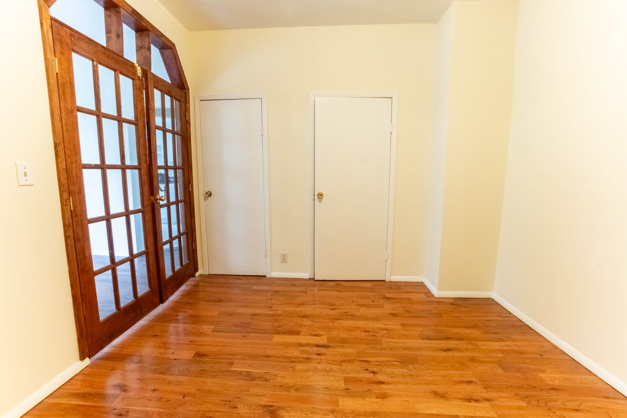31 Underhill Ave