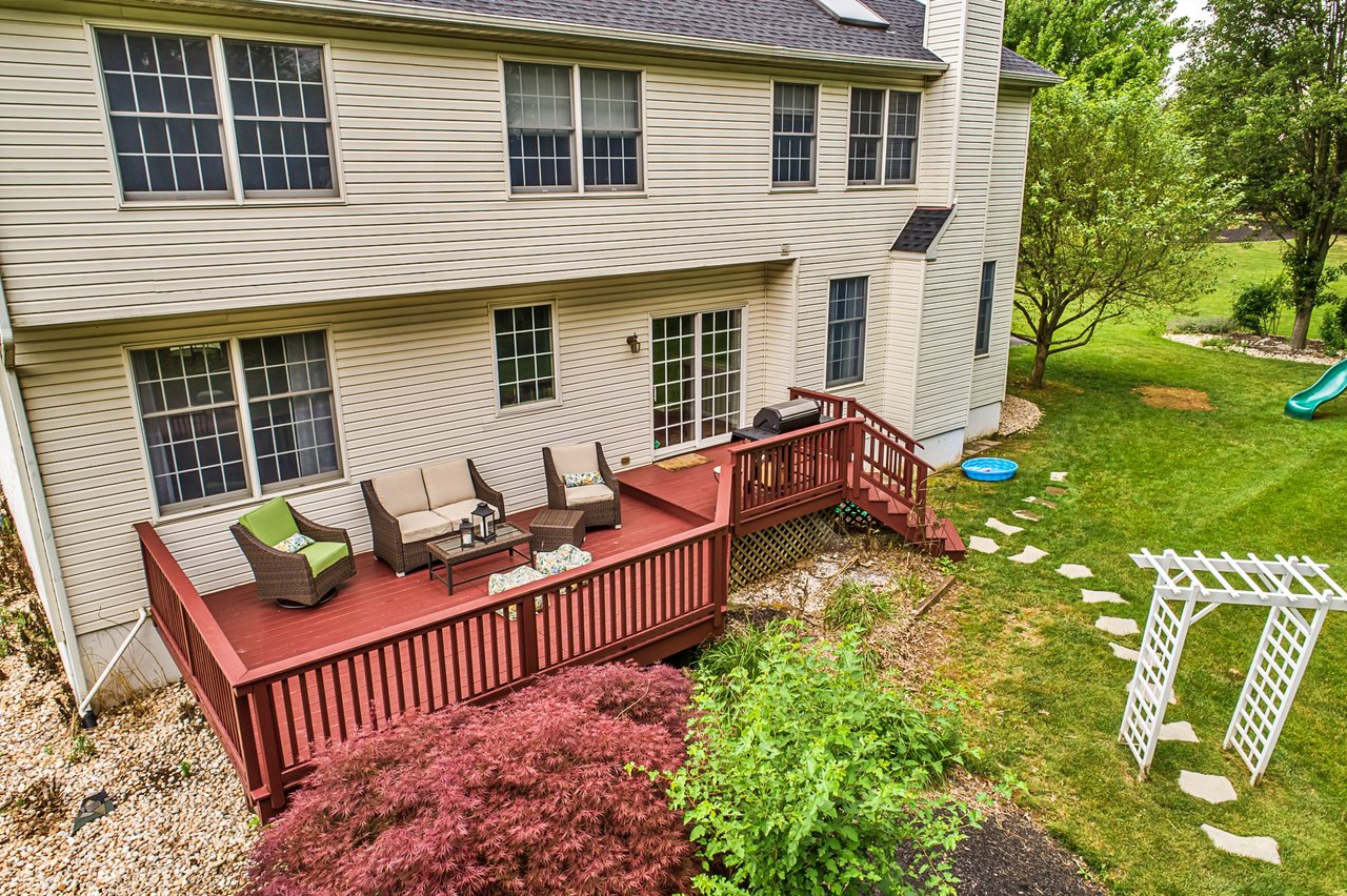 2321 Cross Creek Road
