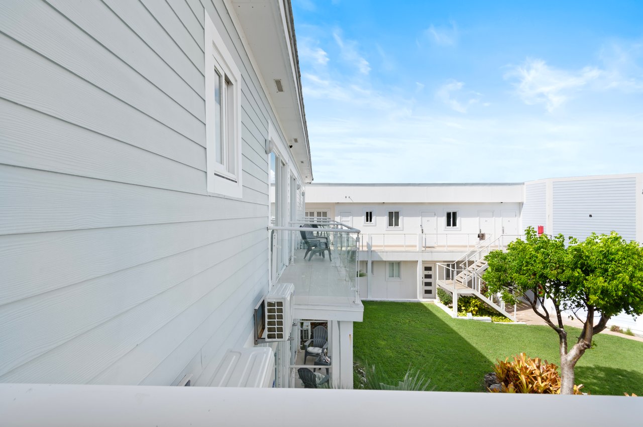 Unit 19, Miramar Coastal Residence